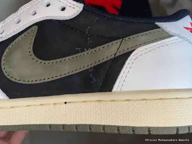 Official Maikesneakers Travis DZ4137-106 1 x Scott Olive OG WMNS Jordan Low Air 0324